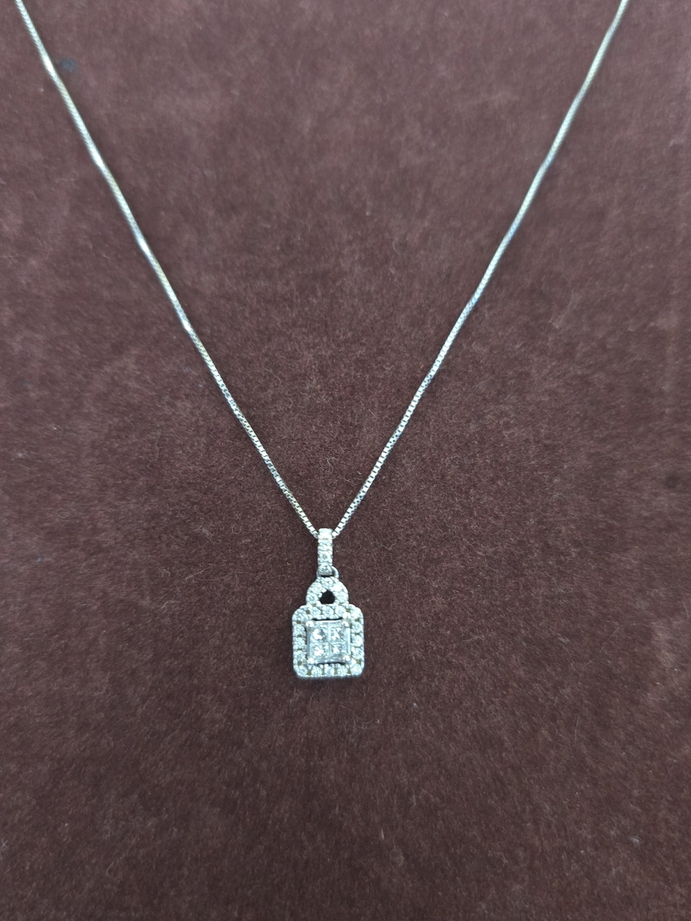 Princess-Cut Quad Diamond Cushion Frame Necklace 1/4 ct tw 14K White Gold 18"